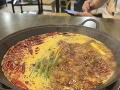 -黄潇洒老火锅(九眼桥宏济巷店)