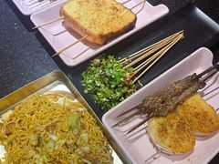 -依呀呀ktv烧烤小串(中山西路店)