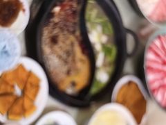 -赵美丽·重庆社区火锅·直营店(火车东站·中豪国际店)