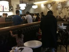 大堂-星巴克臻选(广州沙面店)