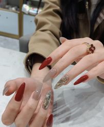 -桃色美甲沙龙
