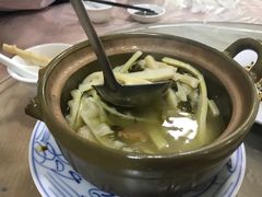 -辉弟鹅肉店