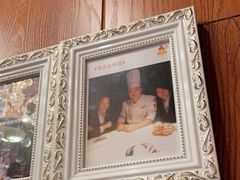 -小粤楼(万辉广场店)