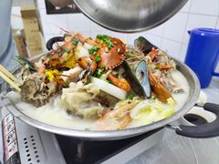 招牌海鲜骨煲-凤城康记饭店