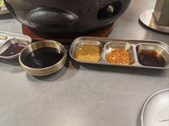 -围炉肉舍丹东海鲜烤肉·烤活鳗(步行街店)