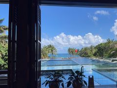 -亚龙湾喜来登·美景台大堂吧