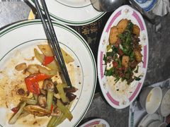 -禄婶鸡煲·打边炉