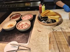 -大中华希尔顿酒店-念自助餐·嗨啤·小龙虾