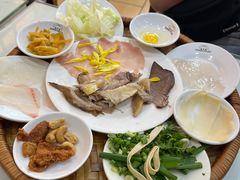 -桥香园云南过桥米线(金马碧鸡店)