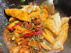 -万里闯关东铁锅炖菜馆(高新旗舰店)
