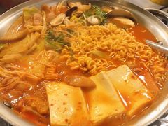 部队火锅-富乐满韩国正宗炸鸡韩国料理(虹泉路店)