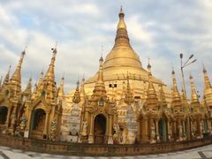 -ခြောက်ထပ်ကြီးရွှေသာလျောင်းဘုရားကြီး