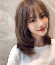 -时尚殿堂明星门店