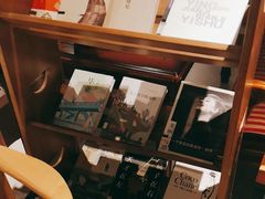 -灵意咖啡·西班牙美食(汕头金平万达广场店)