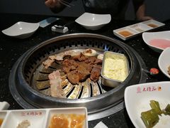-木槿花韩式炭烤·熟成肉工坊(孙文东路店)