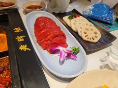 -老牌坊云南鱼豆花火锅(哈西万达店)