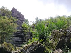 -梭布垭石林景区