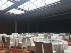点击看大图 -中茵皇冠假日酒店·宴会厅