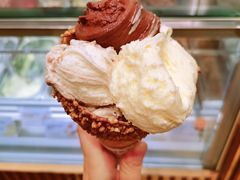 -VENCHI 闻绮(上海佛罗伦萨小镇店)