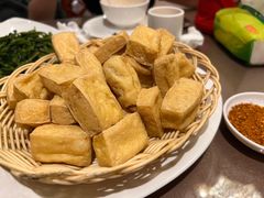 -湖泉水云间餐厅·弥勒地道菜(B座店)