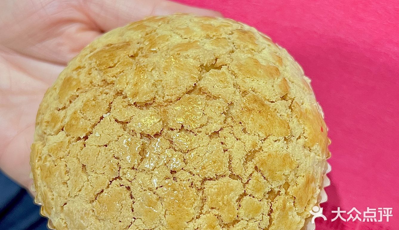 ✨开到家门口了!我钟爱的菠萝包🥯