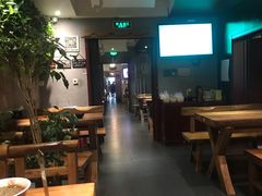 大堂-万记麻辣烫国展总店