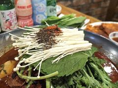 -喇喇排骨火锅·传统韩式脊骨汤(望京西园总店)