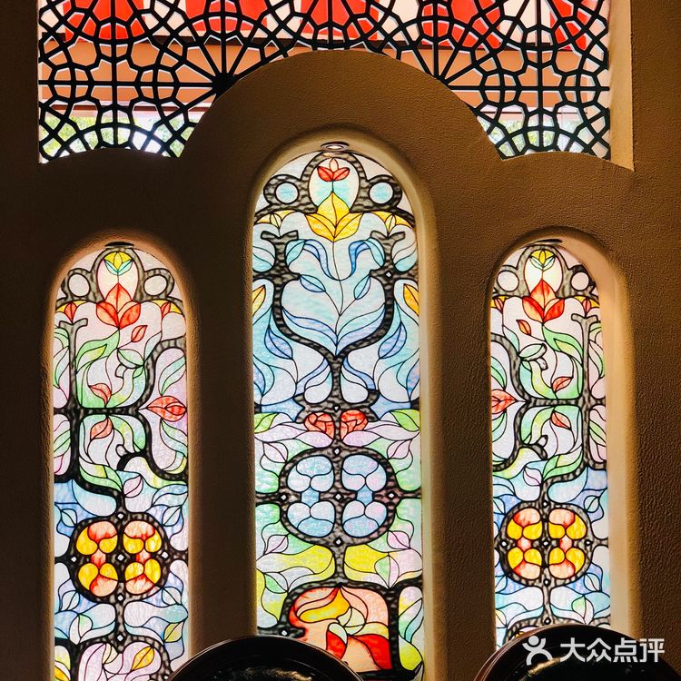 草原的歌，新疆的舞，喀什的酒[调皮]