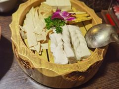 -滇釜火锅·能喝汤的火锅(车公庄店)