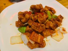 -顺峰渔港中国人的餐厅