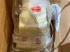 -红宝石·鲜奶小方·海派西点房(南丹店)