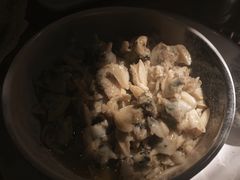 法式黄油蛤蜊面包-大茴香越法料理(SOHO复兴店)