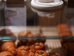 -VERIE BAKEHOUSE