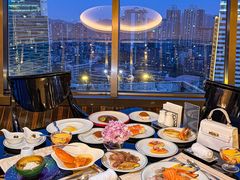 -广州花园酒店-凌璇阁360度高空海鲜自助餐CAROUSEL