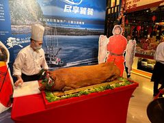 -广州万富希尔顿酒店·感趣自助餐厅·金秋蟹宴生蚝海鲜刺身烧烤