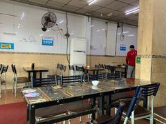 大堂-春雨羊汤店(广开四马路总店)