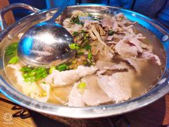 -肖四女乐山跷脚牛肉(世博源店)