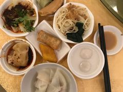 小吃十二件-龙抄手(春熙路总店)