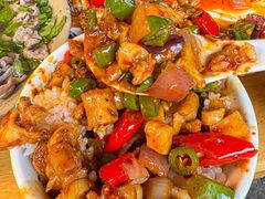 -大众跷脚牛肉馆·非遗传承单位(峨眉山店)