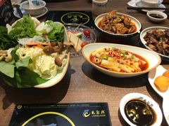 -龙聚德北京烤鸭(沙坪坝华宇A馆店)