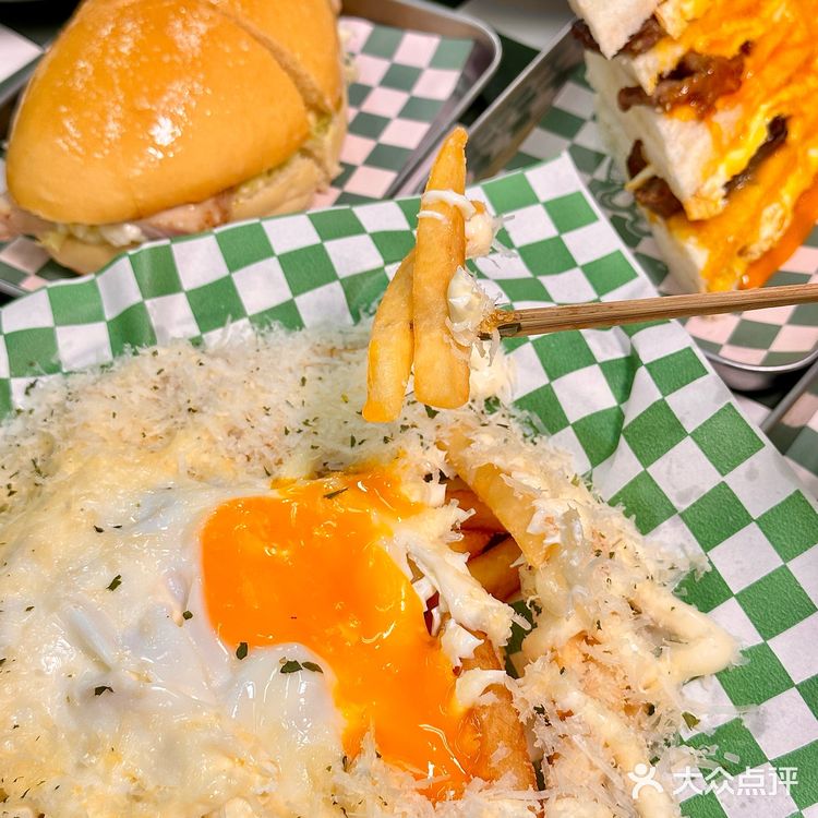 被茶山等到了!!是传说中的“猪扒包”啊