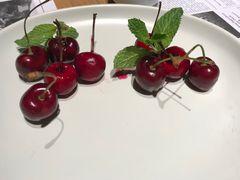 樱桃鹅肝-小大董·烤鸭(凤凰汇店)