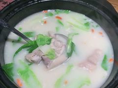 老妈蹄花-半步颠小酒馆(繁花中心)