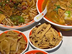 -塞上张记桂林米粉(金凤万达店)