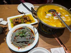 -隔壁老王·家常云南菜(花巷店)