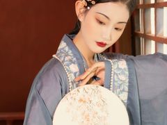 -昆妆星棠化妆美甲学校(呈贡校区)