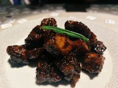 -穹六人间 people 6(岳阳路店)
