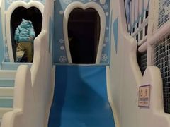 -西安银基冰雪世界