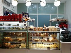 面包甜点陈列柜-白玉兰食品(甜云店)
