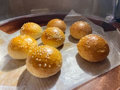 -亚洲国际大酒店·云顶阁旋转自助餐厅
